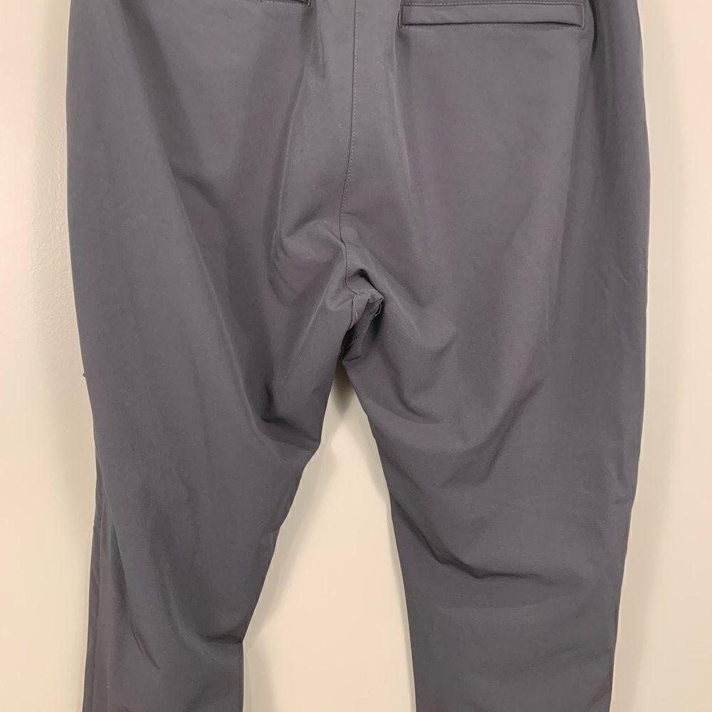 Mack Weldon dark grey athletic men’s joggers with zipper pockets size large - Picture 7 of 13